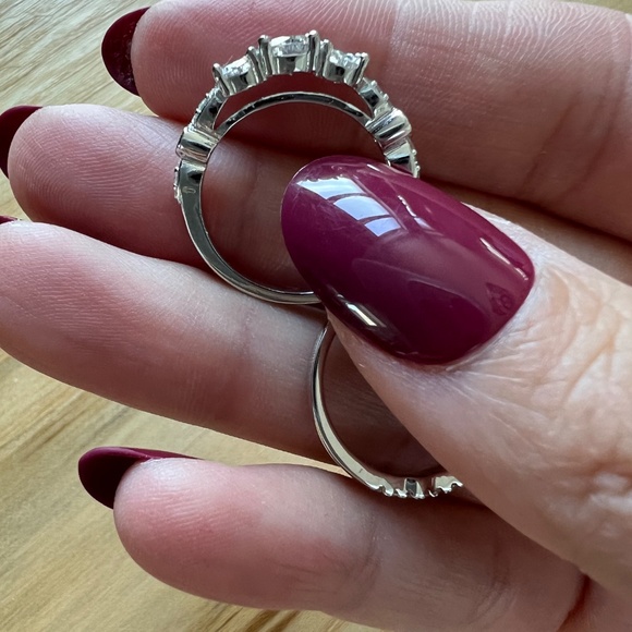 Moissanite Solitaire Ring – 1.50 CT, VVS1 D Color – 925 Silver – Women’s Size 6 - Picture 6 of 14